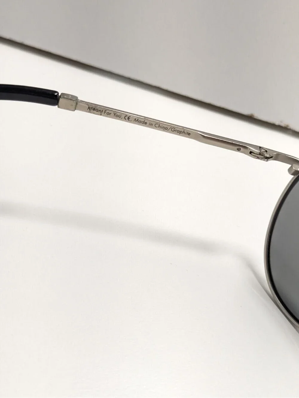 Solize by Del Sol Meant For You Polarized Sunglasses Aviator Retro Style Metal